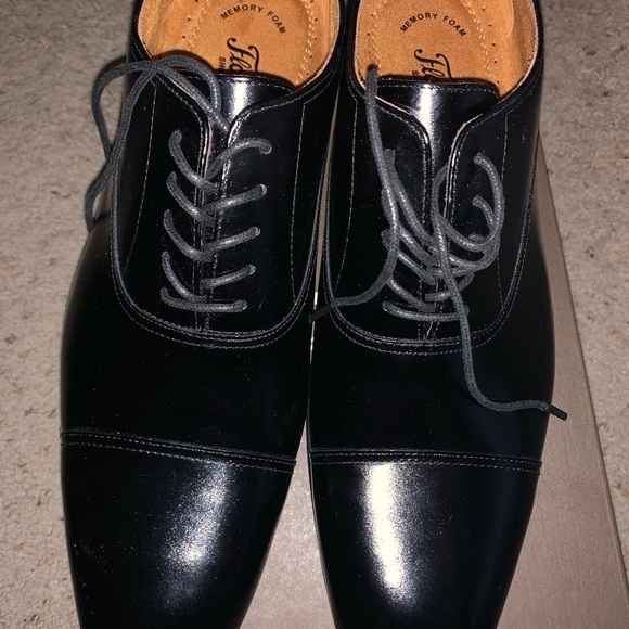 Shoes - Picture 7 of 7